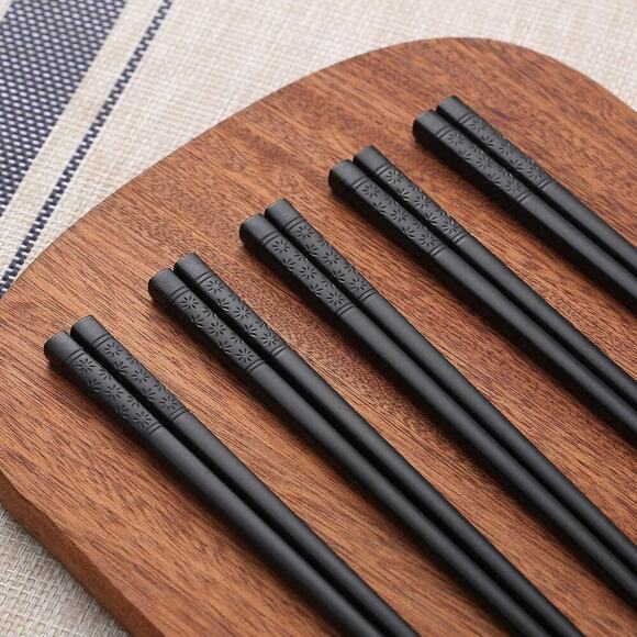 10 Pairs Fiberglass Chopsticks - Reusable Chopsticks Dishwasher Safe BLACK - Picture 5 of 7